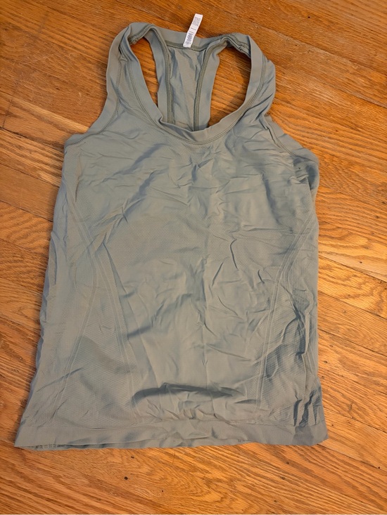 Athleta Tops - Athleta Momentum Tank - M